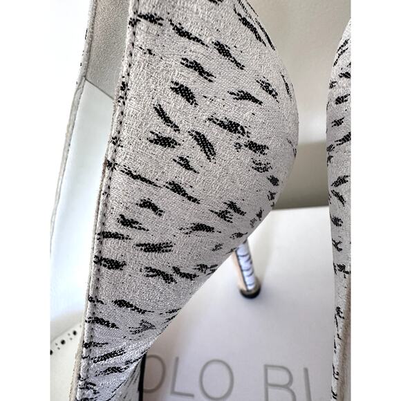 $1245 Manolo Blahnik Hangisi Jacquard White Black Red Toe Pump Sz 37 - Picture 3 of 8